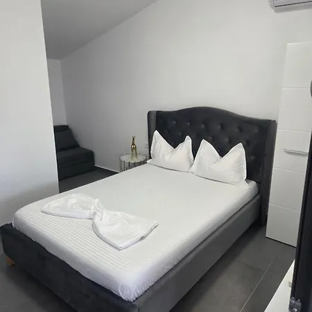 Casa Izabela Costineşti