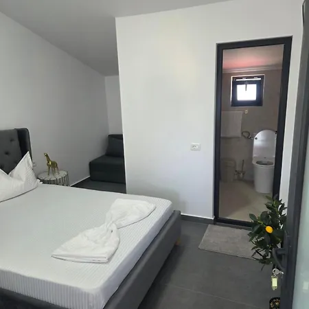 Casa Izabela Costineşti